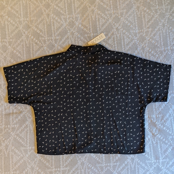 Roolee Button-up Black & White Blouse - New with Tags - Picture 2 of 6